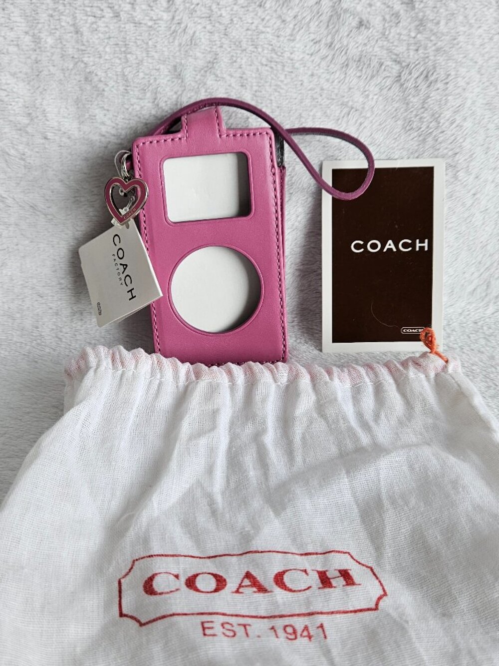 Vintage COACH Rare PINK MINI iPod Case NWT Y2K Era Pink Heart Charm